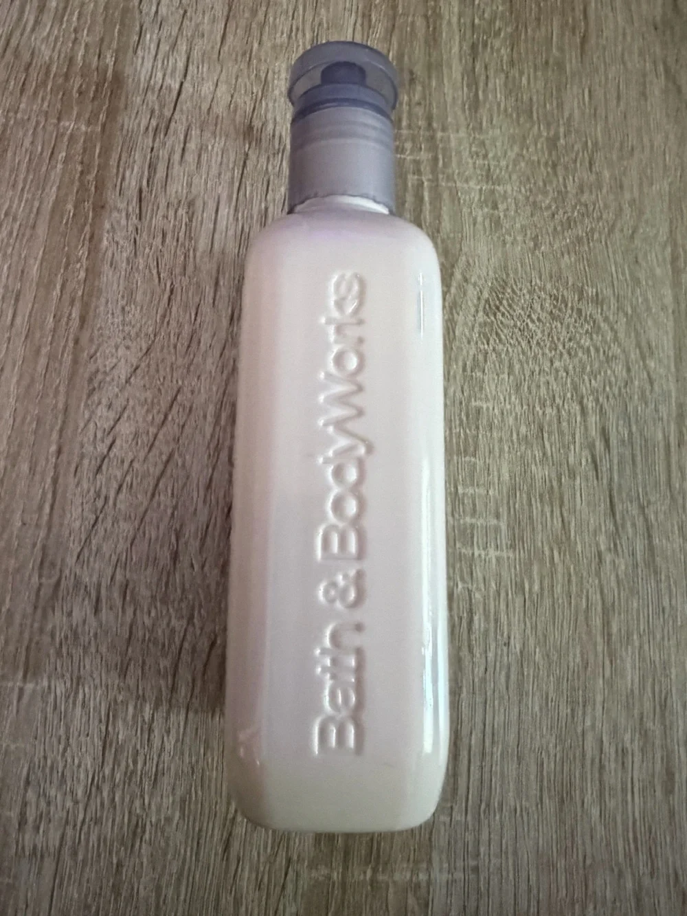 Bath & Body Works Sweet Lavender Daily Moisturizing Hand Soap